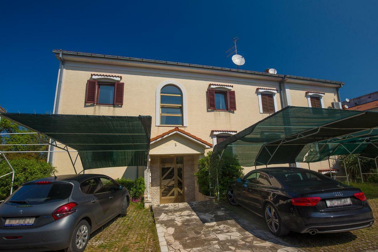 Apartments Bo Malinska Kültér fotó